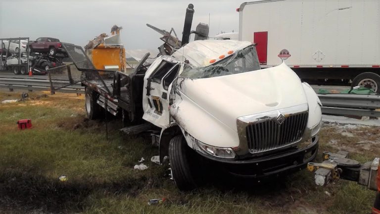 FHP looking for truck which caused crash on Florida Turnpike in Sumter County