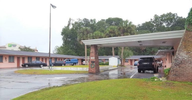 Nasty brawl with 78-year-old Silver Springs motel manager lands Daytona Beach woman in jail