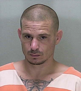 Tavares man with outstanding warrant arrested after battle with deputies inside Ocala Wal-Mart