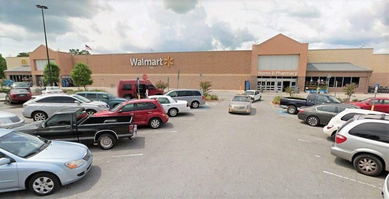 Ocala woman claims credit card fraud at Brooksville Wal-Mart