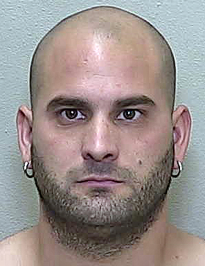 Ocala man caught on cell phone video during domestic spat with pregnant woman