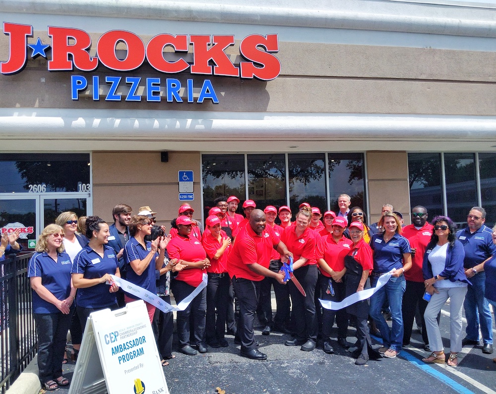 J Rocks Pizzeria cuts the ribbon on their first location in Ocala