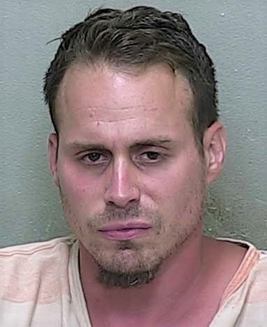 Ocala man with no license jailed on drug charge after police chase