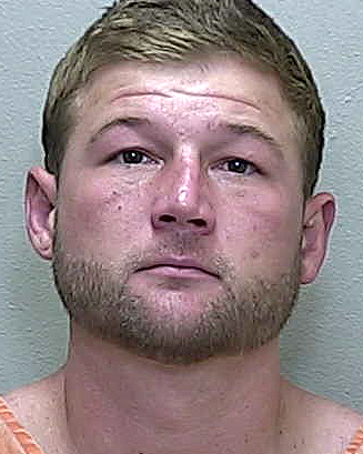 Phone-breaking Ocala man accused of backing his vehicle into ex-girlfriend