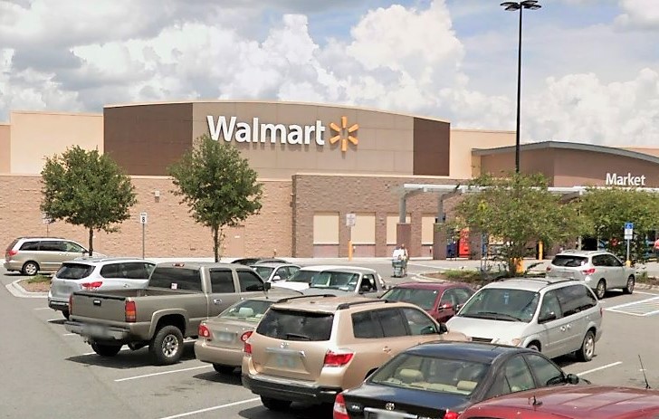 Wal-Mart limiting number of customers inside stores amid COVID-19 outbreak