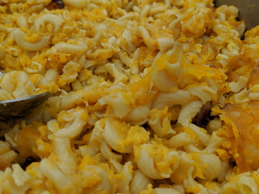 Macaroni and cheese made by Claw Mamas in Paddock Mall