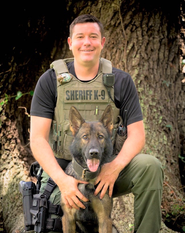 Marion sheriff’s K-9 lauded for nabbing child abuse suspect on the run