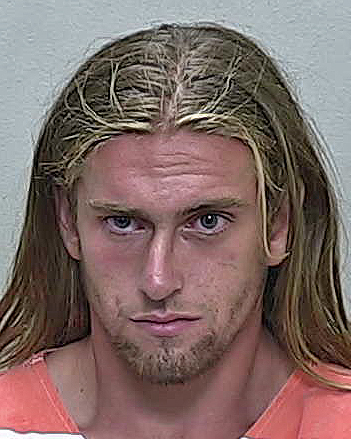 Ocklawaha man held without bond on domestic battery charge