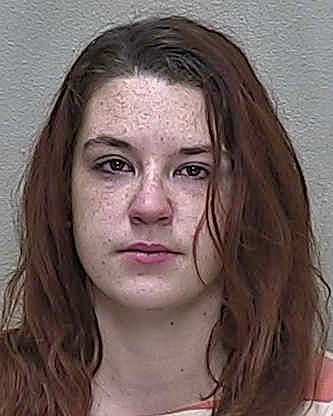 20-year-old Ocala woman facing eviction charged with knife threat