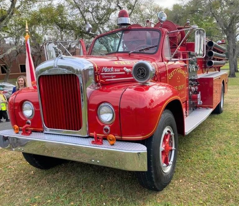 Prominent horse farm owner donates antique pumper to Marion County Fire Rescue