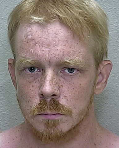 Ocala man charged with battering pregnant lady friend over cigarettes