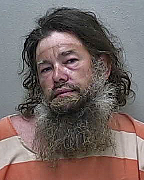 Knife-wielding Ocala man charged with battering woman and chasing man