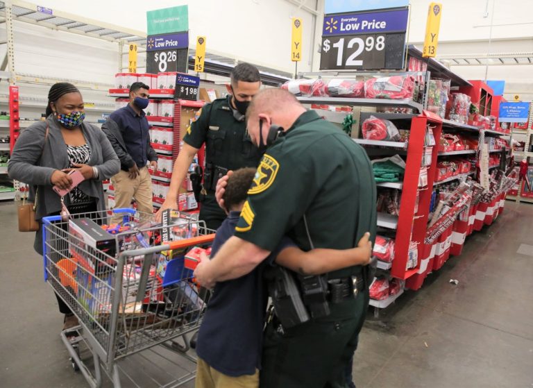 Marion sheriff’s deputies team up with Wal-Mart for successful Shop With a Cop event