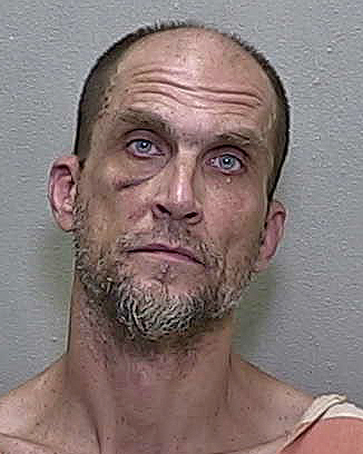 Ocala man caught with meth while trying to flee arrest on warrant