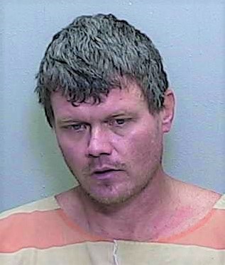 Dunnellon man jailed after being accused of smacking and dragging lady friend by her hair