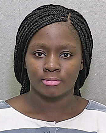 Ocala woman accused of attacking woman outside her home