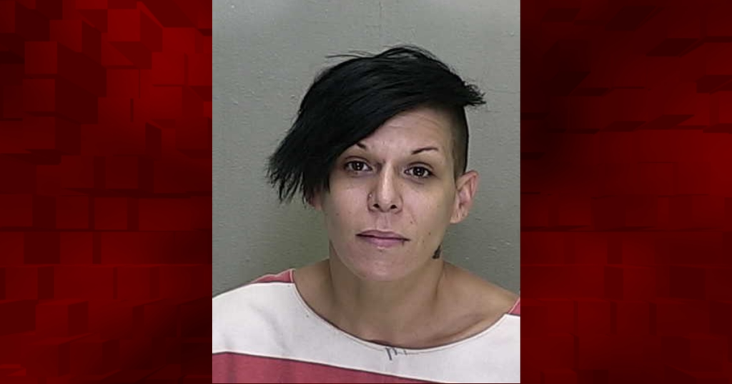 Dunnellon woman arrested after threatening to kill victim with knife