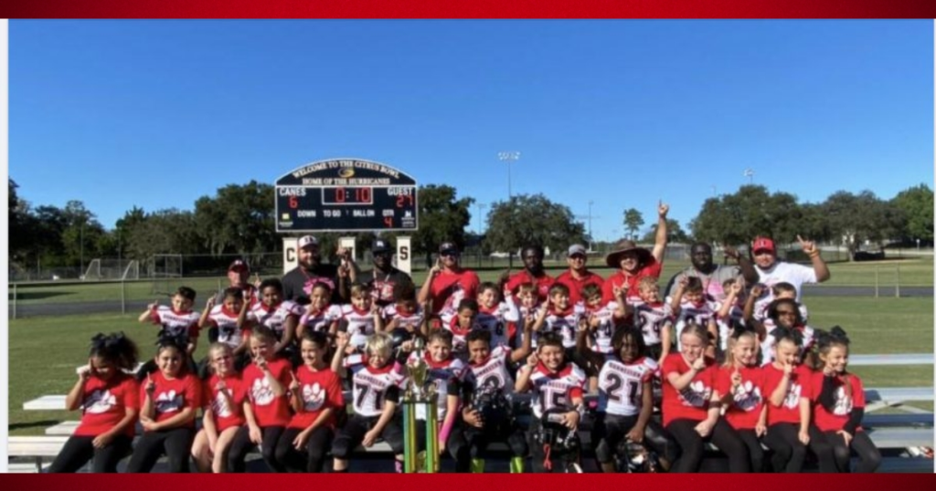 Dunnellon Tigers football team cheerleaders looking for financial help to attend state competition