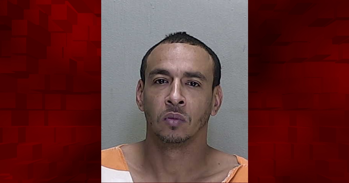 Dunnellon man allegedly chokes woman punctures tires with screwdriver