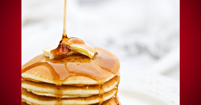 Pancakes and photography at Silver Springs State Park this weekend