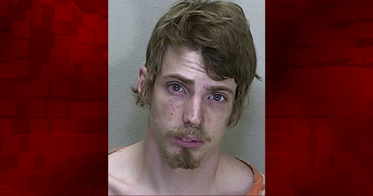 Fort McCoy man arrested after deputy finds glass pipe, drugs during pat-down search