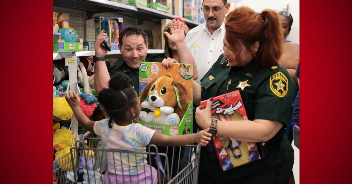 MCSO deputies Walmart team up for ‘Shop with a Cop event 2