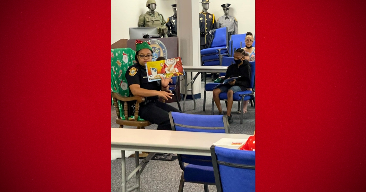  Several OPD officers hosted Read, Explore, and Discover program for local children 