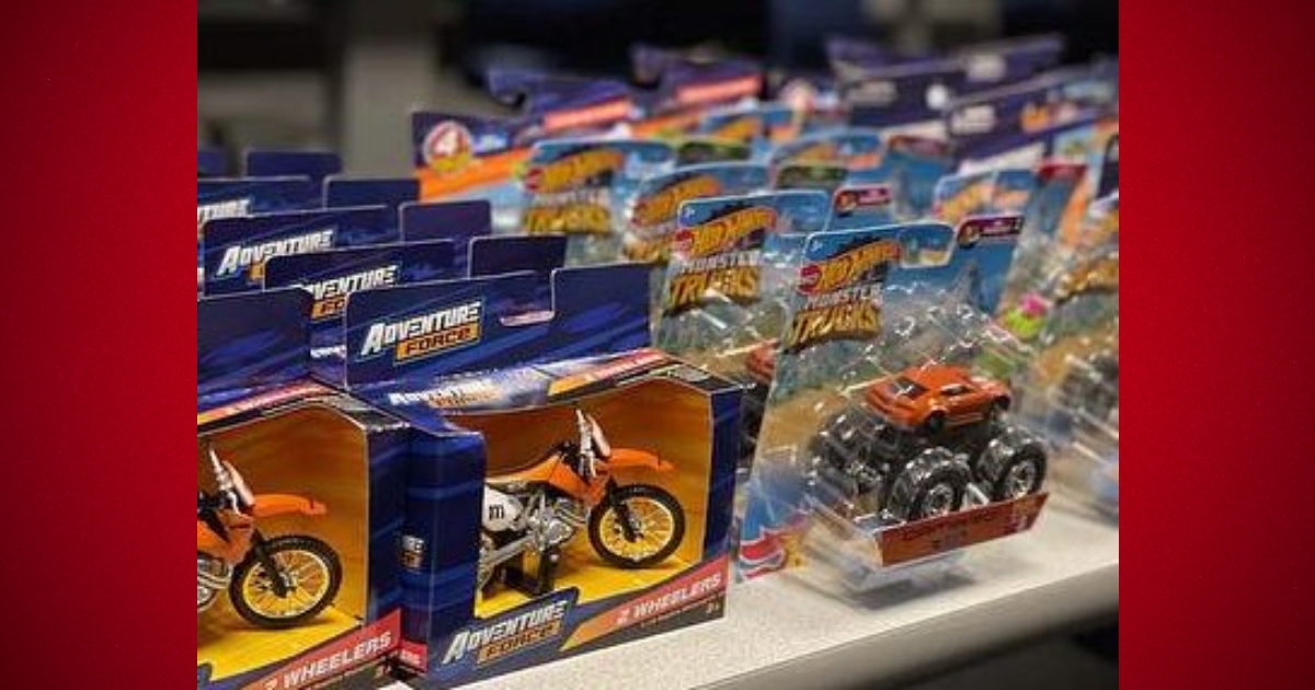 Ocala police purchasing gifts for local children 1