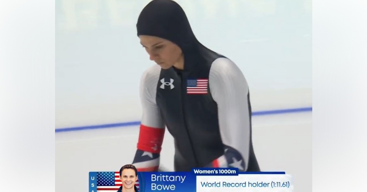 Brittany Bowe wins bronze medal in 1000 meter speed skating event