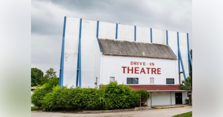Ocala Drive-in offering ‘Dinner and Movies for Two’ on select dates through Valentine’s Day