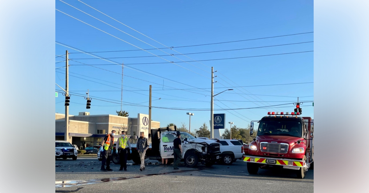 One person trauma alerted after multi vehicle crash on SR 200 2 One person trauma alerted after multi vehicle crash on SR 200 2