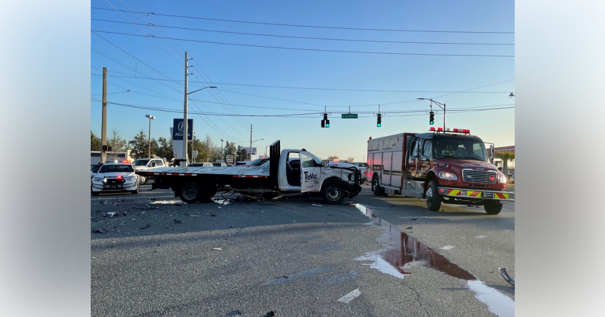 One person trauma alerted after multi vehicle crash on SR 200 One person trauma alerted after multi vehicle crash on SR 200
