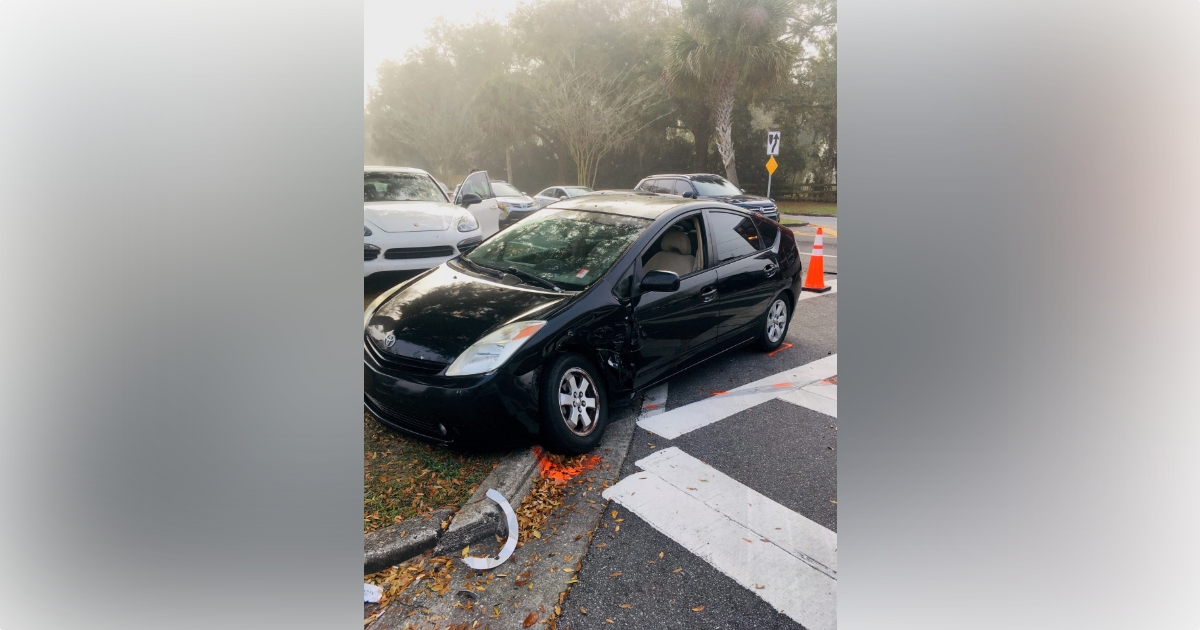 Two people trauma alerted after multi vehicle crash on SW 27th Avenue 6 Two people trauma alerted after multi vehicle crash on SW 27th Avenue 6