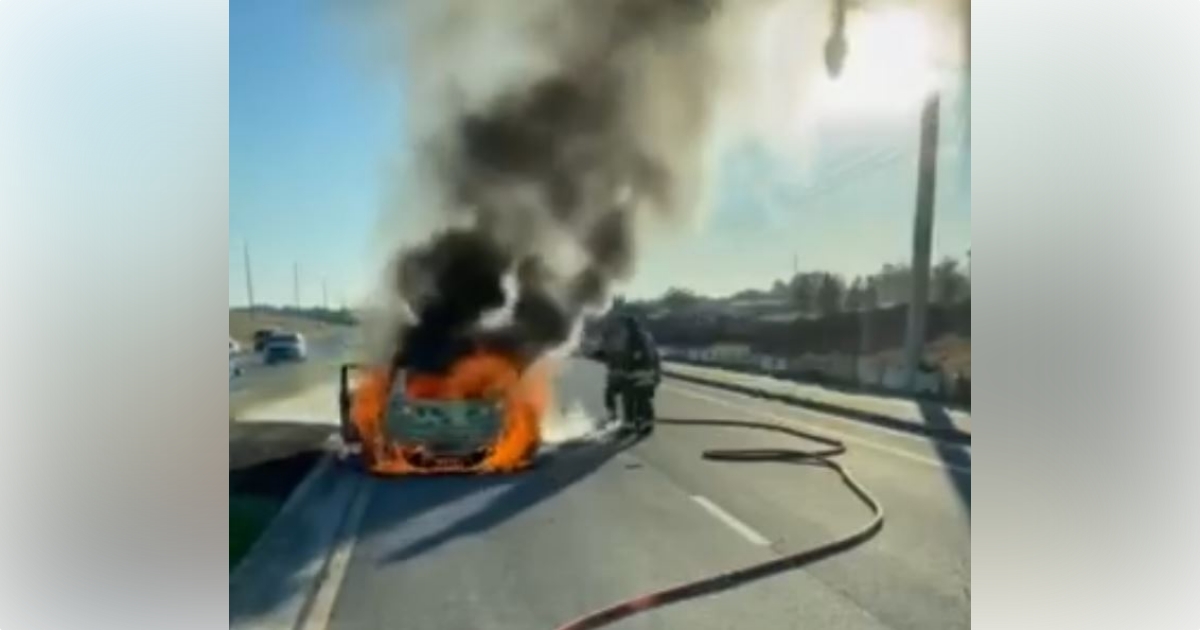 Vehicle catches on fire in northwest Ocala