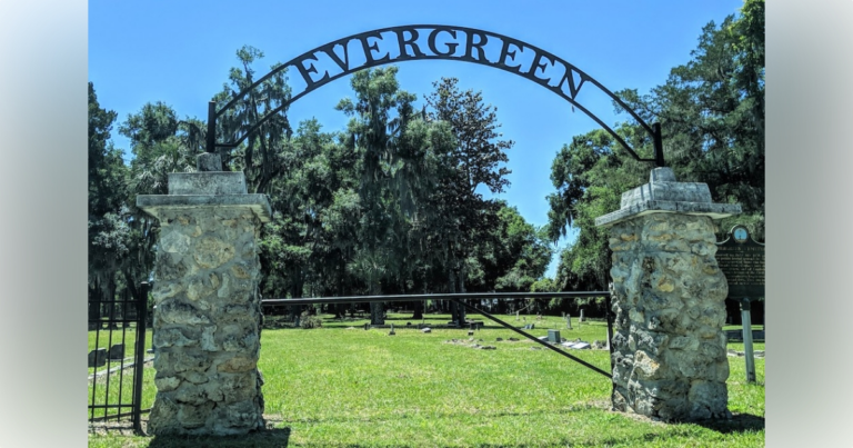 Evergreen Cemetery in need of volunteers for upcoming cleanup day