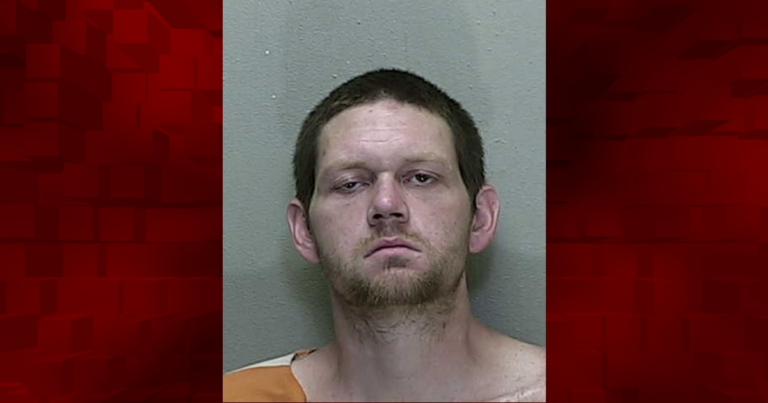 Citra man with multiple theft convictions arrested after shoplifting at Walmart in SW Ocala