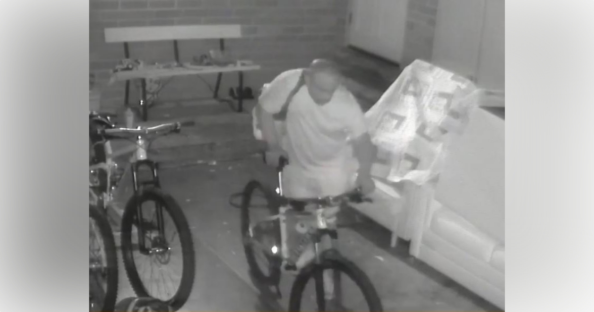 Ocala police asking for publics help identifying bicycle theft suspect 5