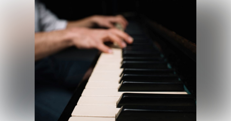 Dueling Pianos returning to Reilly Arts Center
