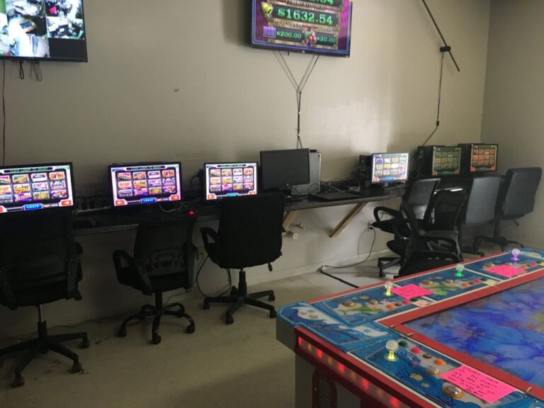 Man arrested after MCSO discovers hidden internet cafe inside clothing store