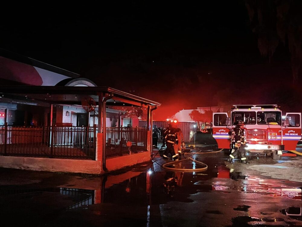 Former Pizza Hut building catches fire October 2 2022 Ocala Fire Rescue 2