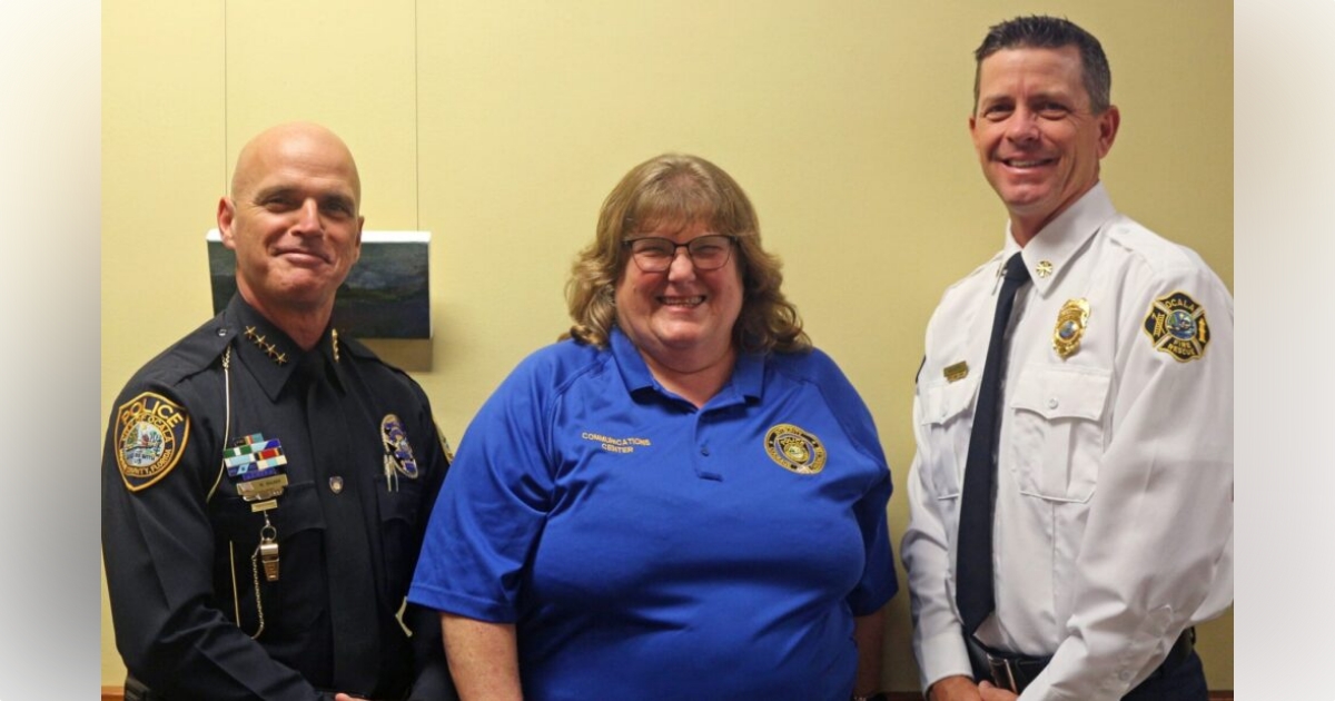 Employee at OPD8217s 911 Communication Center recognized for 30 years of service