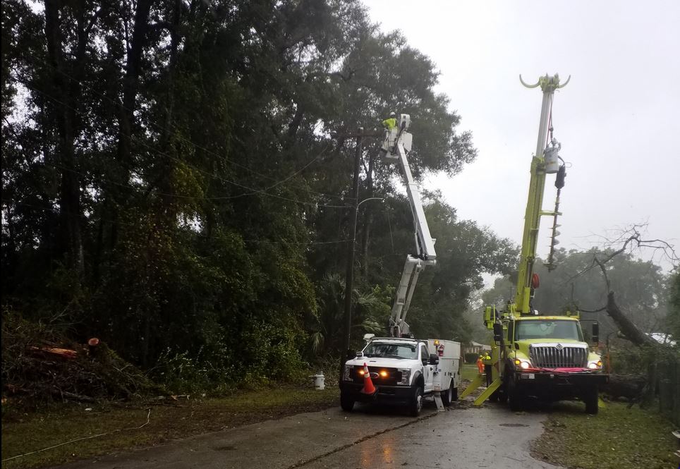 OEU crews working to restore power after Tropical Storm Nicole cropped 1