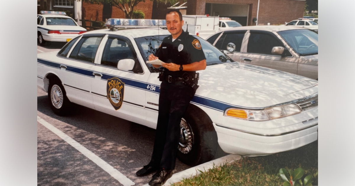 Ocala police officer retires after 26 year career 2