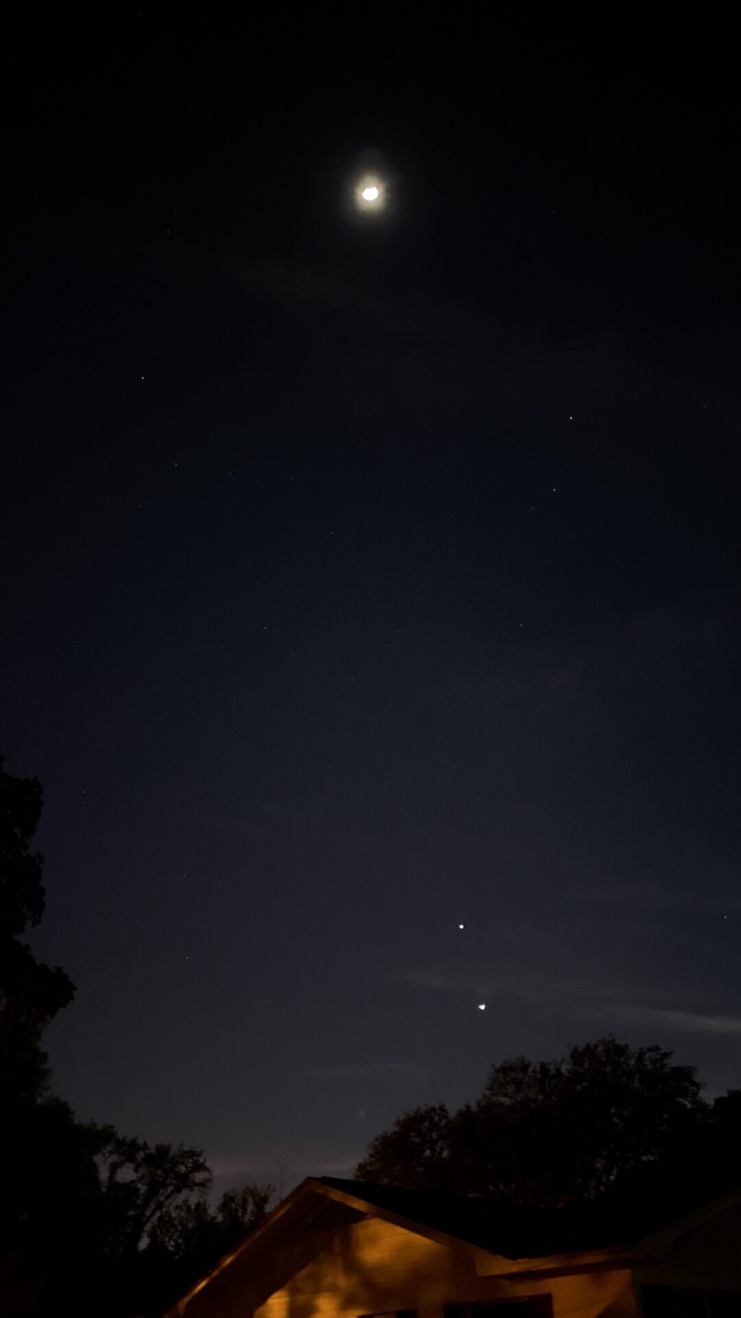 Moon, Venus And Jupiter In Night Sky From College Park Ocala