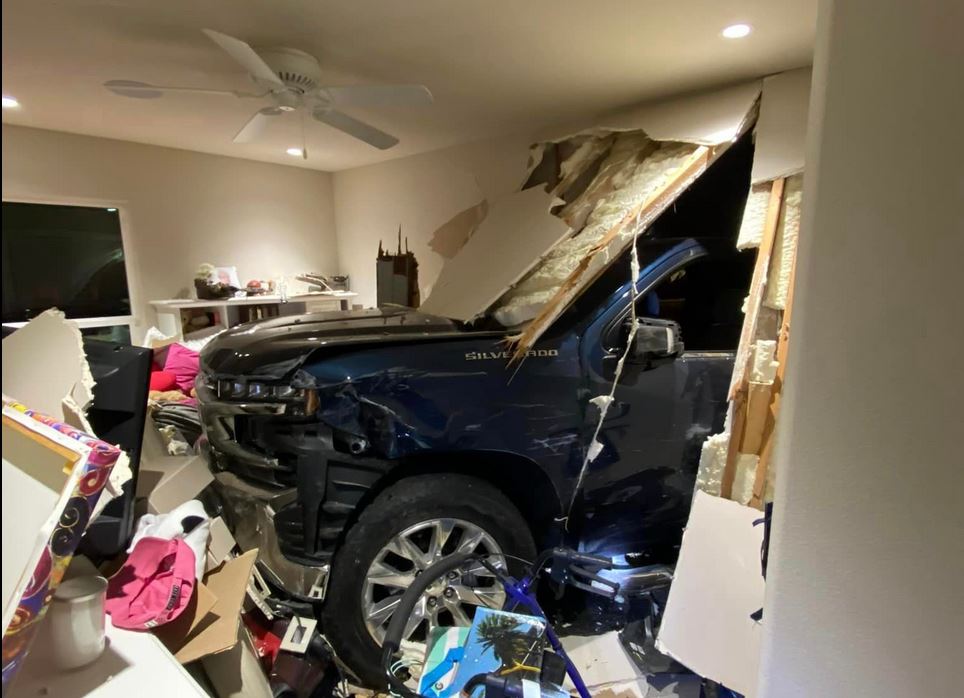 Ocala Fire Rescue pickup truck crashes into SE Ocala home February 25 2023 cropped Feature image