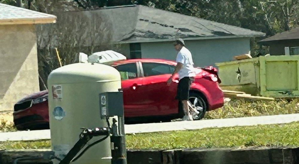 MCSO construction site theft suspect February 21 2023 photo of man approaching vehicle