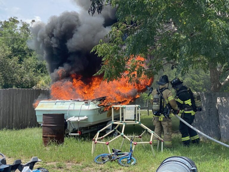 Boat fire near Dunnellon home on July 18, 2023 4