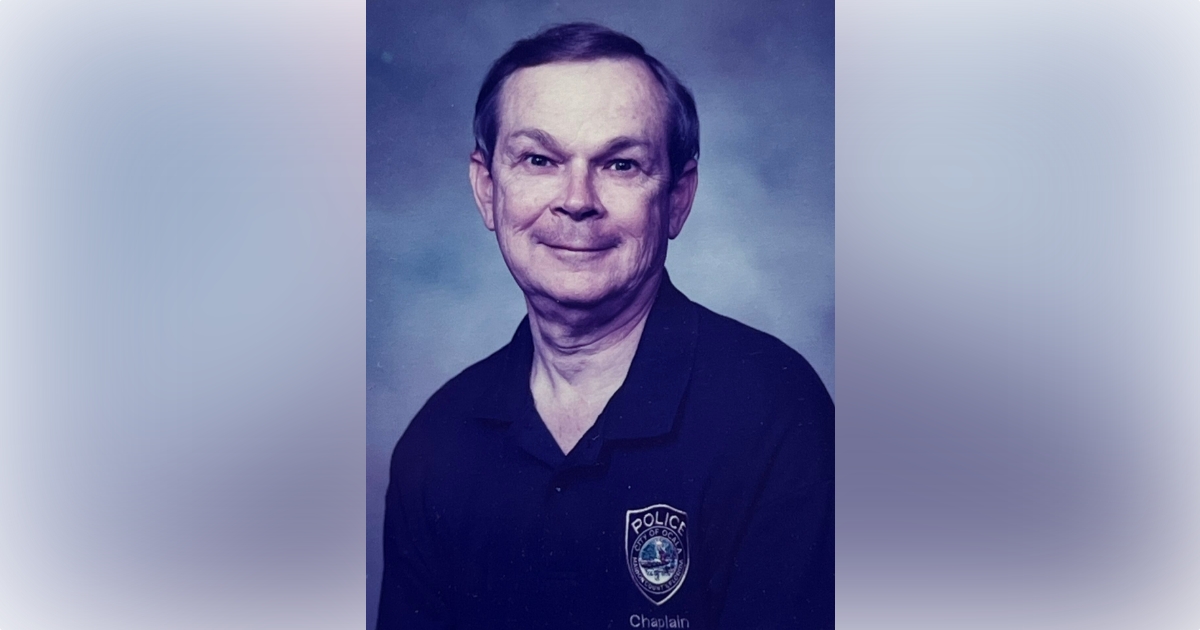 Chaplain retires after 26 years of service to Ocala Police Department 2