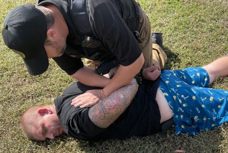 An OPD officer arresting Dustin Wayne Smith on October 6, 2023 (Photo: Ocala Police Department)