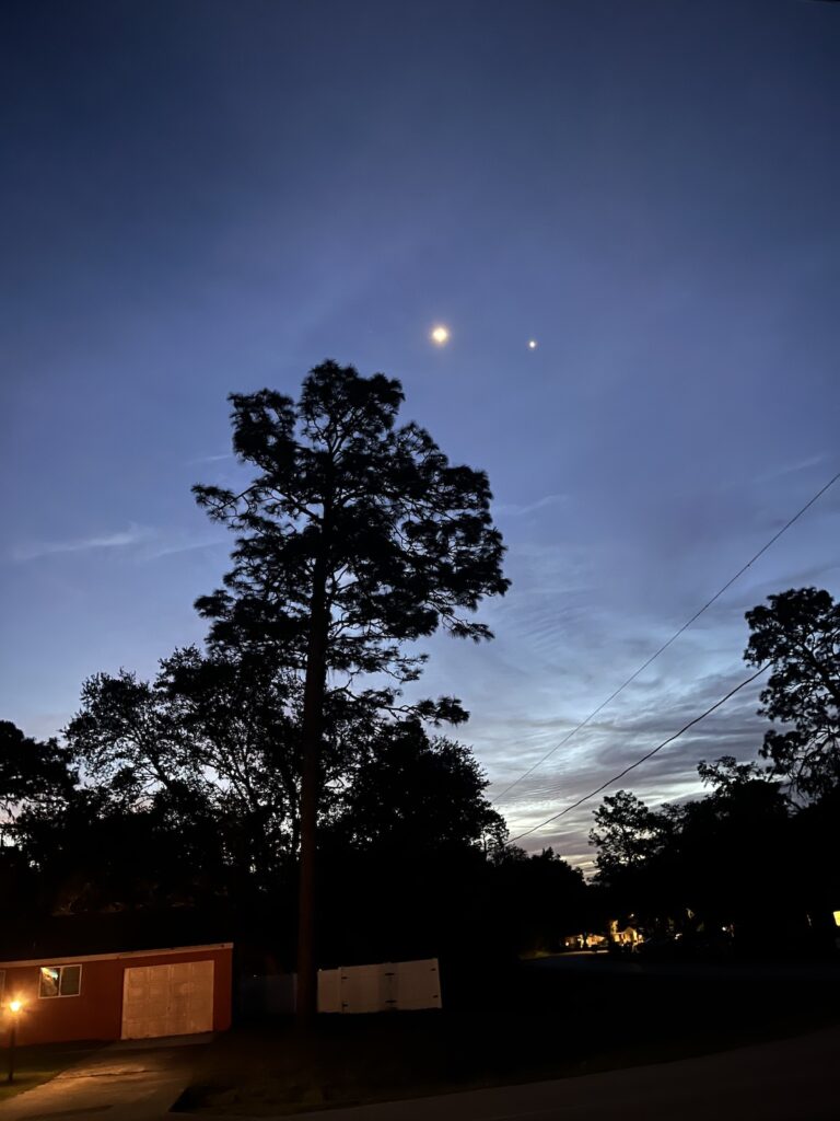 Sunrise with moon and Saturn in Ocala